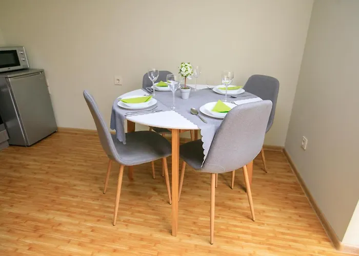 Feel At * Сандански